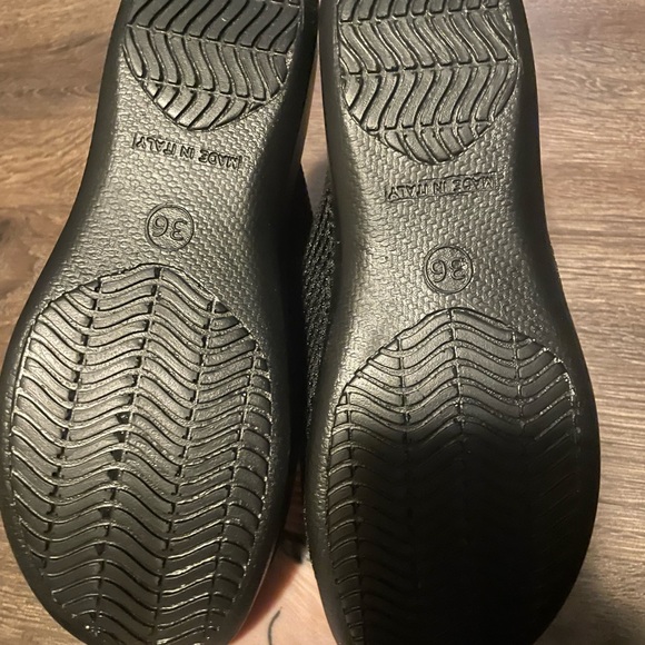 New Spring Step Flexus Clogs - Picture 3 of 3